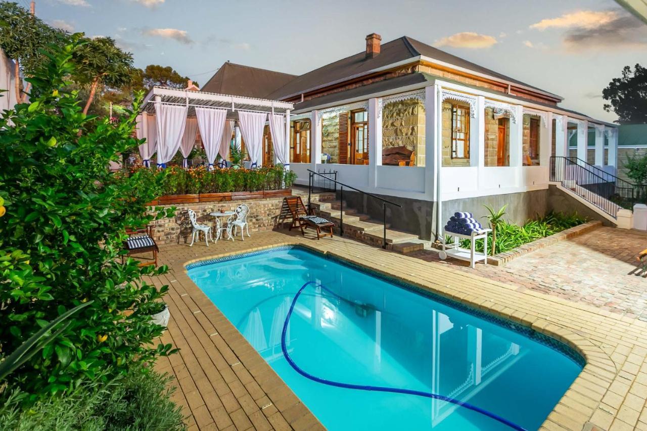 Ravenscliff White House Villa เอาท์สโฮร์น ภายนอก รูปภาพ