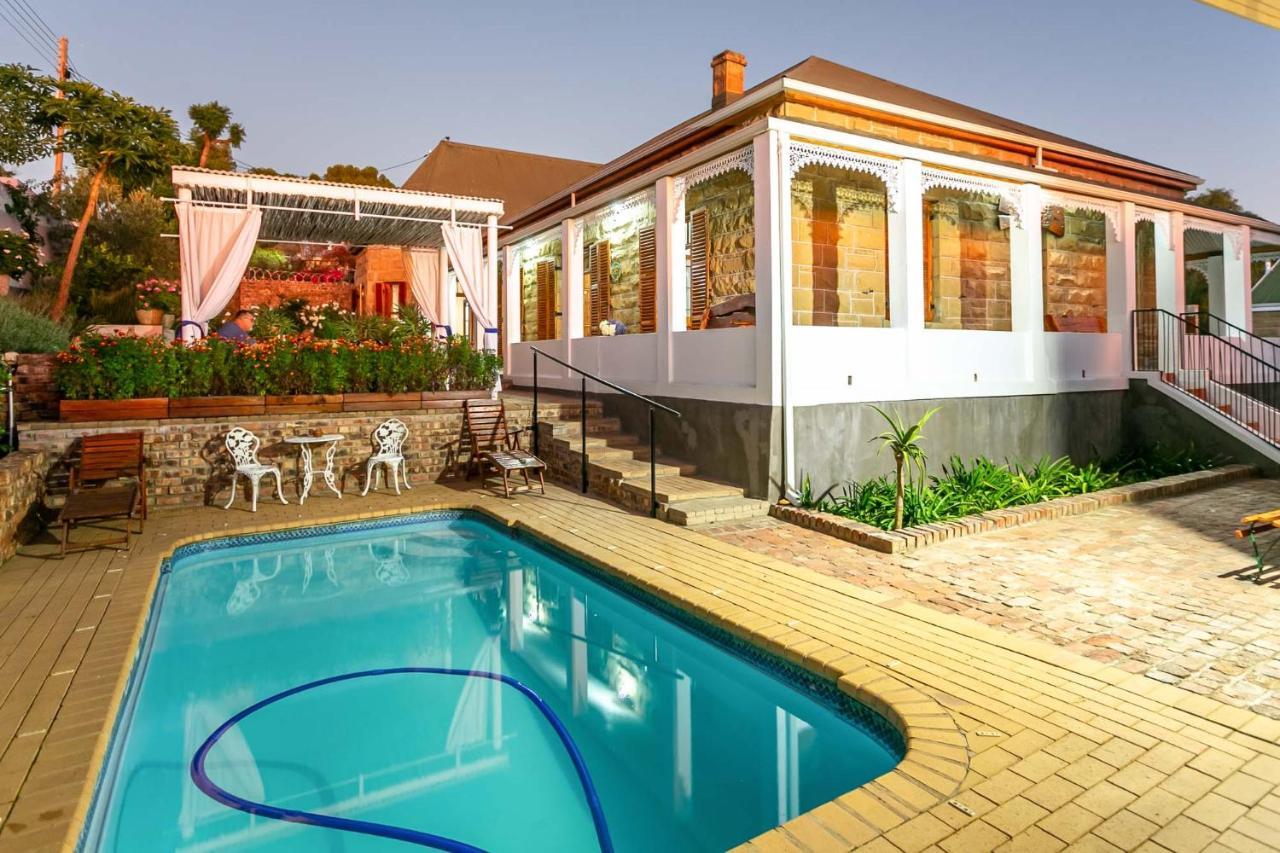 Ravenscliff White House Villa เอาท์สโฮร์น ภายนอก รูปภาพ