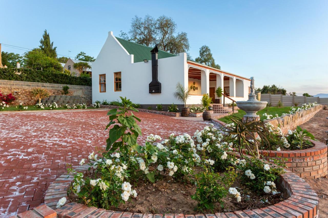 Ravenscliff White House Villa เอาท์สโฮร์น ภายนอก รูปภาพ